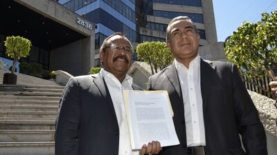 Alejandro Sánchez Camacho y Octavio Martínez, miembros del PRD