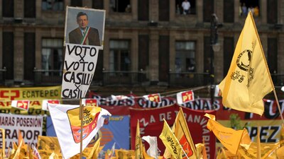 La consigna "voto por voto, casilla por casilla" nació en el 2006