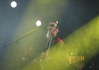 VIDEO: Molotov arremete contra la 4T en pleno concierto; “éramos un país chingón”