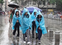 Activan triple alerta por intensificación de lluvias y caída de granizo en 14 alcaldías de la CDMX