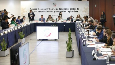 Los legisladores oficialistas negaron que la iniciativa busque militarizar al país