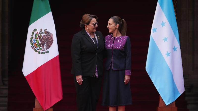 Sheinbaum revela que a Xiomara Castro le preocupa un posible injerencismo en elecciones de Honduras