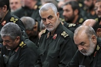 EU detiene a familiares de Qasem Soleimani y los expulsa por presuntos vínculos con Irán