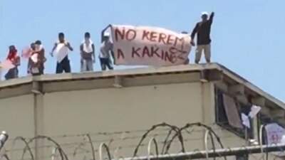 Algunos internos subieron a la azotea del penal y otros provocaron incendios