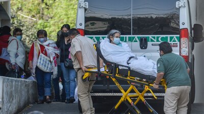 El país ocupa el quinto lugar en el mundo por muertes causadas por el nuevo virus, de acuerdo con la Universidad Johns Hopkins