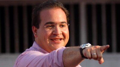 Duarte escribió en su tesis de doctorado que la corrupción puede hacer que la ley no se aplique por igual en México