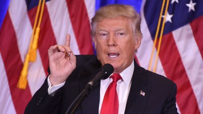 El presidente electo de EU, Donald Trump aseguró que la cadena CNN es "terrible"