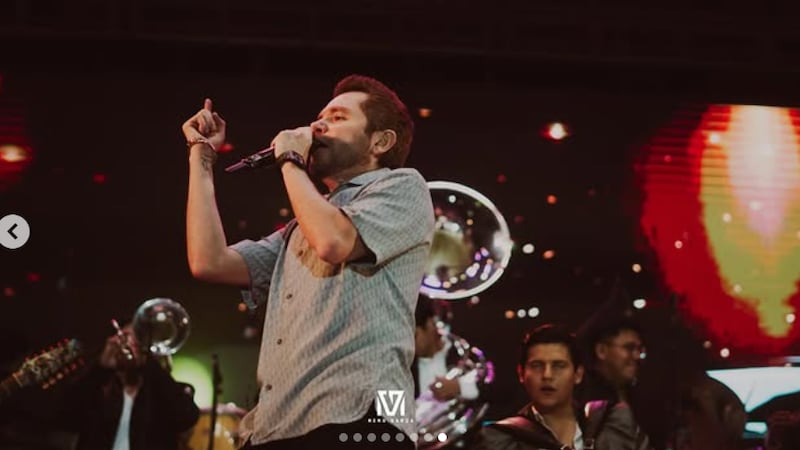 Balean autobús del cantante Memo Garza de ‘La Adictiva’ en la autopista México-Puebla