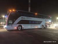 Autobuses del Corredor Interoceánico dan servicio de transporte a quienes tenían boletos de tren