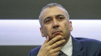 El consejero se quejó contra la nueva Ley de Remuneraciones