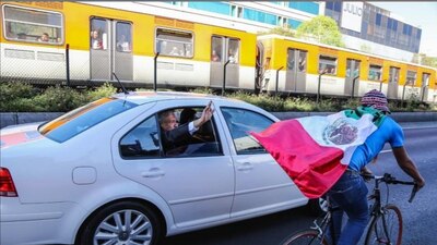 Usuarios de redes sociales lanzaron críticas contra el presidente, quien cambió su vehículo