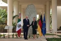 Sheinbaum recibe al presidente de Alemania en Cancún; fortalecen lazos comerciales