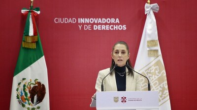 La jefa de Gobierno dijo que los 18 gobernadores están unidos y le reclamó al INE no difundir la revocación de mandato.