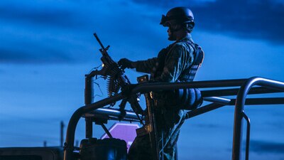 Elementos de las Fuerzas Armadas patrullan desde hace una década las calles de diversos puntos del país