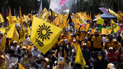 Los perredistas advirtieron que las propuestas de AMLO son "una treta y un engaño"