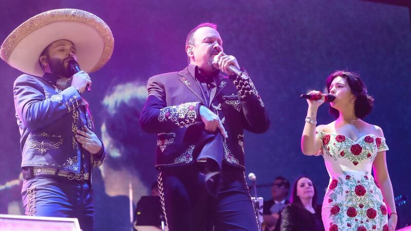 Lanzan petición en Change.org para impedir presentación de los Aguilar en festejos patrios de Jalisco