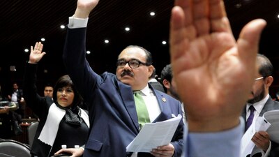 Los diputados federales ganan 73,917 pesos al mes y tienen distintos apoyos para su trabajo y personal
