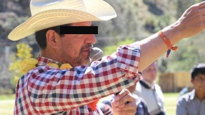 Le dictaron prisión preventiva justificada por propiciar la quema de libros