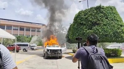 Los normalistas irrumpieron en la sede legislativa