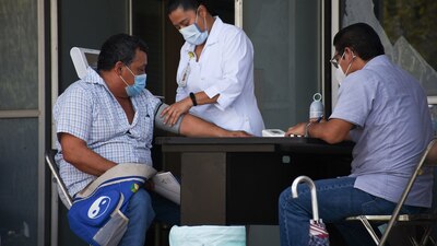 Los maestros de Campeche fueron los primeros en recibir la vacuna.