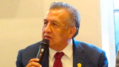 El legislador federal es acusado de presuntamente hacer tocamientos a un menor de edad