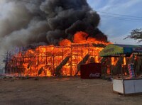 VIDEO: Así ardió en llamas una plaza de toros en feria de Panabá, Yucatán