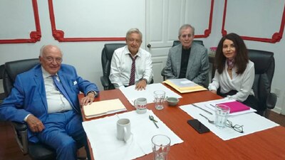 AMLO se reunió con especialistas de difusión y comunicación este viernes