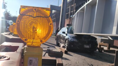 Tuvo que ser trasladado al hospital de Xoco, pues se le diagnóstico fractura en un miembro pélvico