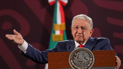 Asegura que a los 10 años de experiencia, los profesionales del Derecho ya saben bastante, pero ya perdieron la mística