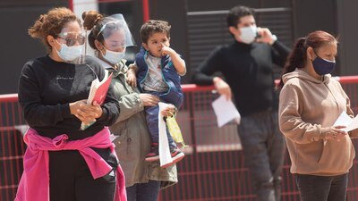 Los casos activos estimados, es decir, que presentaron síntomas en los últimos 14 días, son 123 mil 109