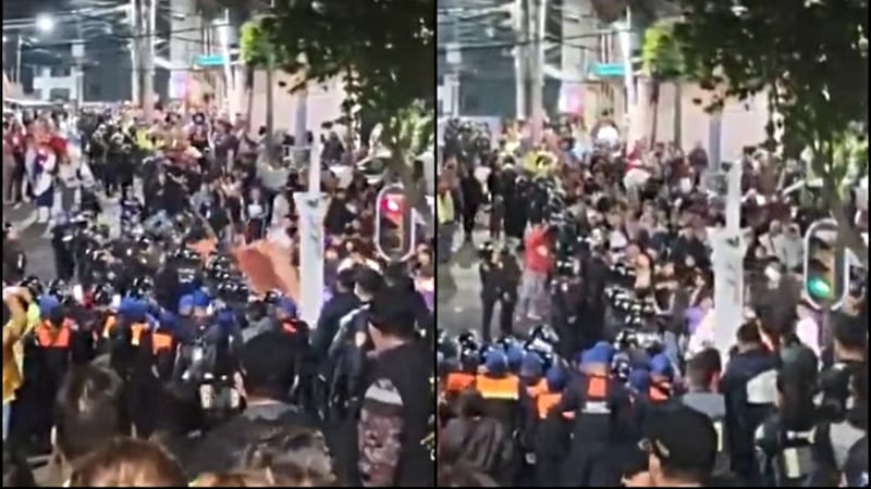 VIDEO: Captan riña entre asistentes al Viacrucis de Iztapalapa y policías de la CDMX