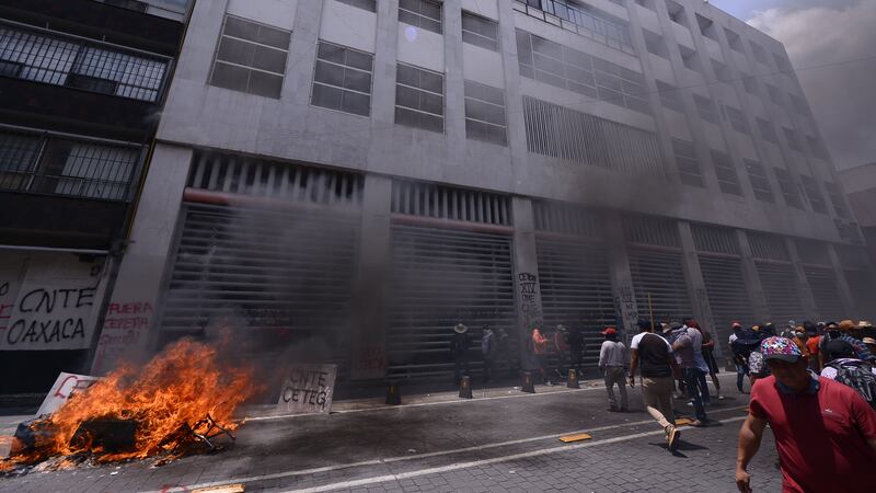 SEP reprueba actos vandálicos por parte de presuntos integrantes de la CNTE y CETEG