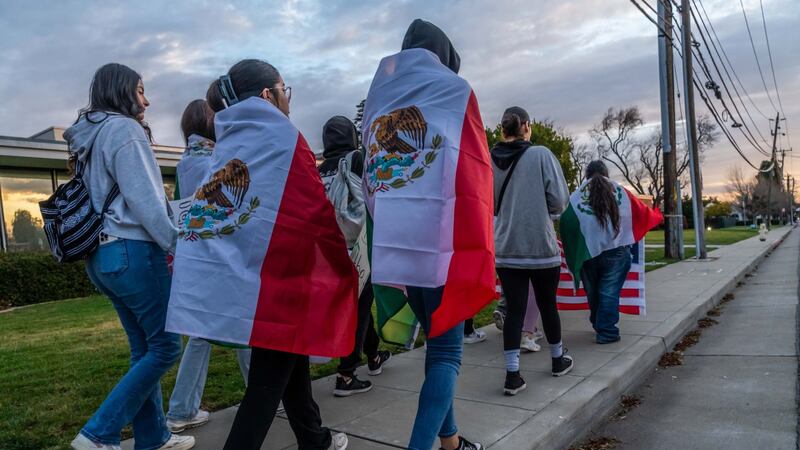 Familia mexicana se autodeporta de EU y pierde todo al llegar a México