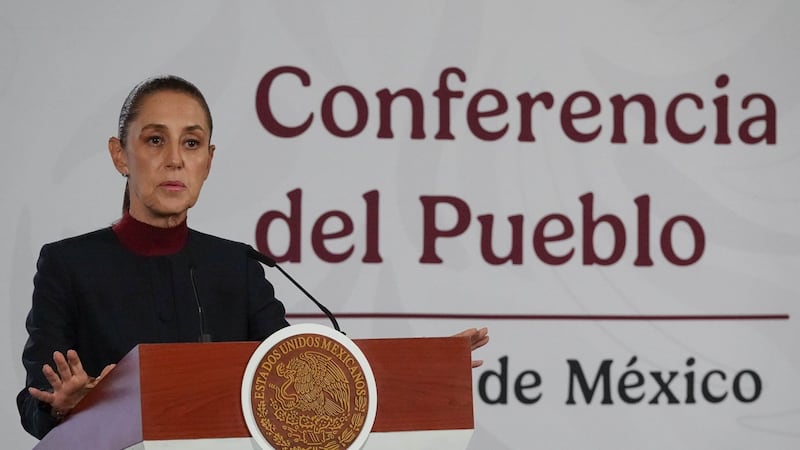 Sheinbaum niega que existas listas para perseguir a medios y periodistas