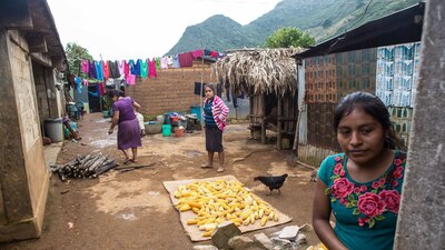 Las mujeres mixes son la población más marginada de la sierra en Oaxaca
