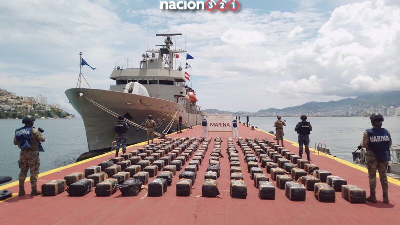 Decomisan 3.5 toneladas de cocaína en costas de Guerrero; iban en una embarcación ‘de bajo perfil’