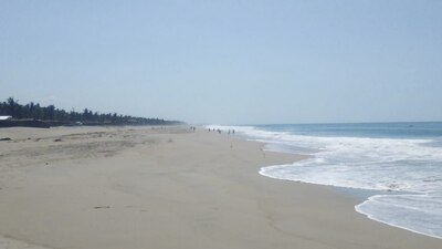 Protección Civil pidió a los turistas tener precaución al ingresar a las playas de la entidad