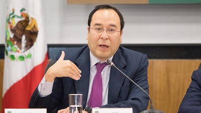 El consejero electoral sostuvo que el INE 'lo más que puede hacer es dictar medidas cautelares'