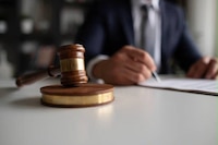 Caso Maha Schekaibán: nuevo testimonio notarial señala presuntas irregularidades de su equipo legal