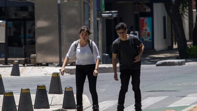 De acuerdo con un estudio, los jóvenes son los más afectados por la pandemia