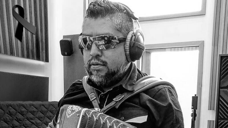 “Abuelita soy tu nieto”; muere Ángel Pedraza, líder y vocalista de ‘Grupo Kual?’