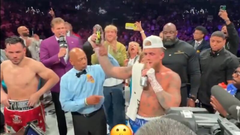 El influencer Jake Paul derrota por decisión unánime a Julio César Chávez Jr.