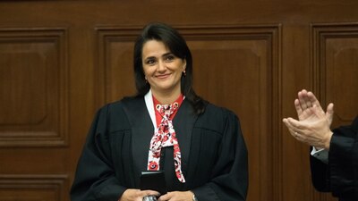 La ministra optó por renunciar a los haberes del retiro a los que tiene derecho