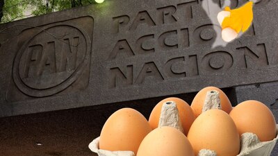 Integrantes del SME protestaron frente a la sede del PAN