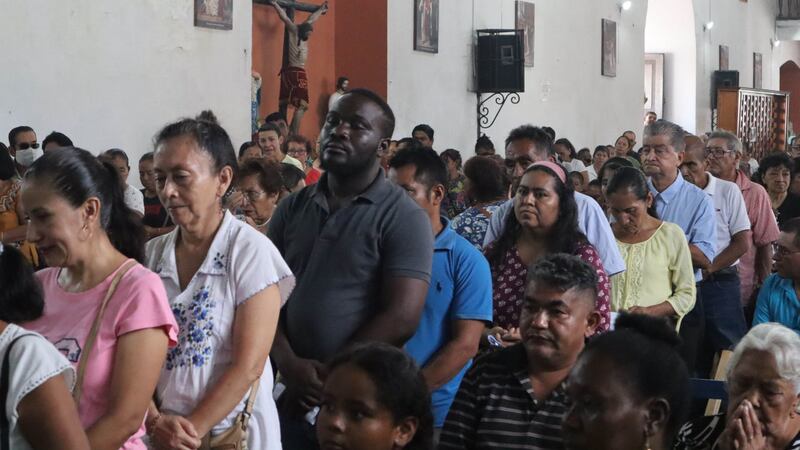 Donald Trump avala detenciones de migrantes en escuelas, hospitales e iglesias en EU