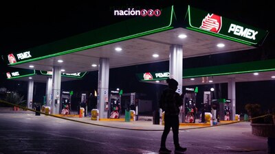 La reforma modifica la naturaleza jurídica de “empresas productivas del Estado” por “empresas públicas del Estado”