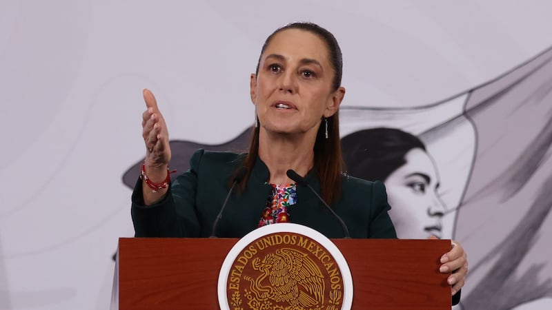 Sheinbaum se lanza contra legisladores de oposición por hablar mal de México en el extranjero