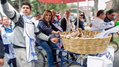 La blanquiazul llevó bolsitas de pan en el Estado de México