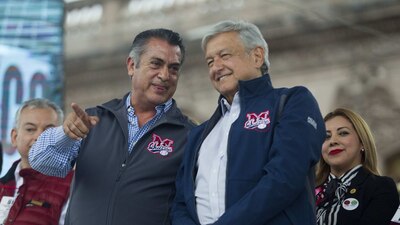 El gobernador de Nuevo León y el presidente electo este viernes en la Macroplaza