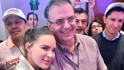 La cantante anunció el nombramiento de Marcelo Ebrard previo a que éste sea oficial.